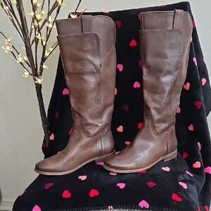 Frye Dark Brown Pull On Style Knee-high Boots